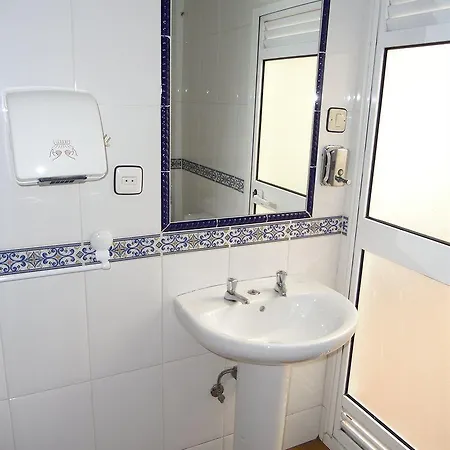 Paris Guest house *