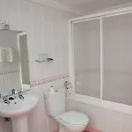 בית הארחה Paris La Línea de la Concepción